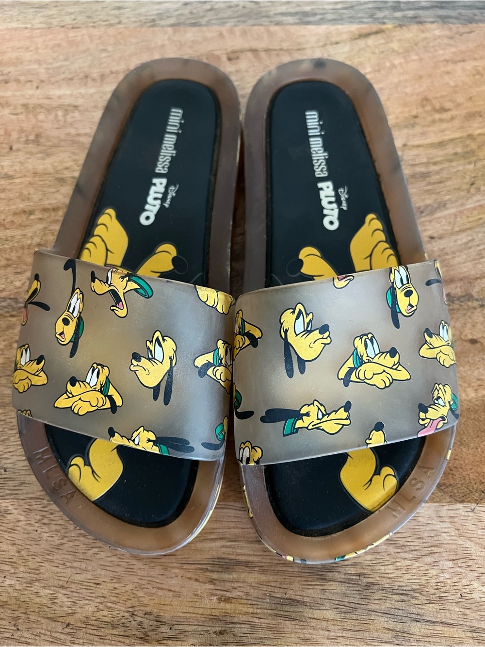 Melissa Beach Slide + Mickey And Friends III Pluto Clear Beige Sandals Size 4